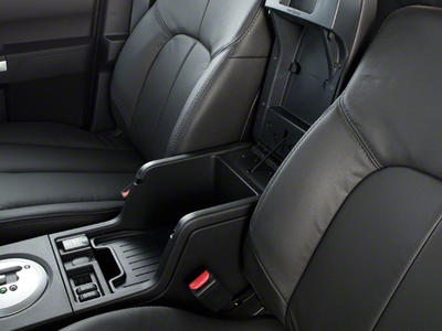 2011 Mitsubishi Endeavor LS