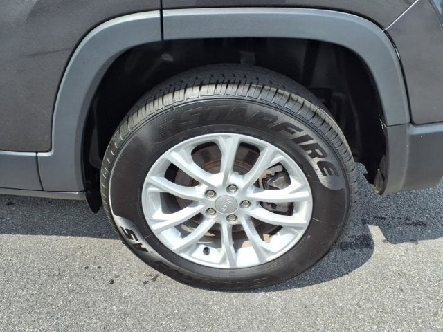 2022 Jeep Cherokee Latitude Lux