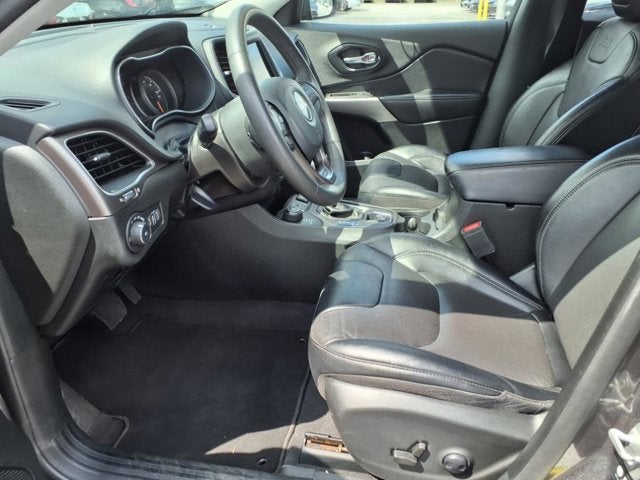 2022 Jeep Cherokee Latitude Lux