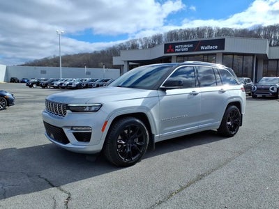 2022 Jeep Grand Cherokee Summit