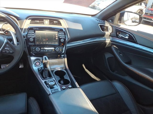 2022 Nissan Maxima SR