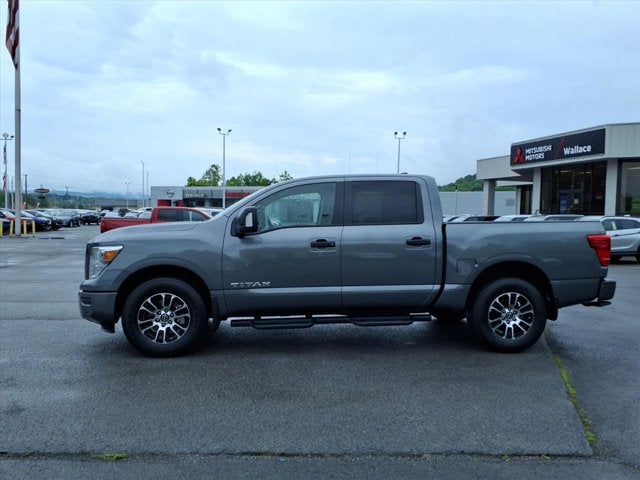 2024 Nissan Titan SV