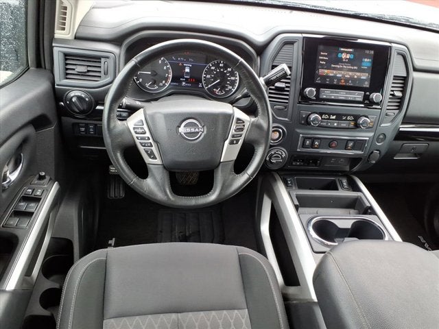2024 Nissan Titan SV