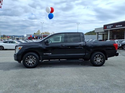 2024 Nissan Titan SV