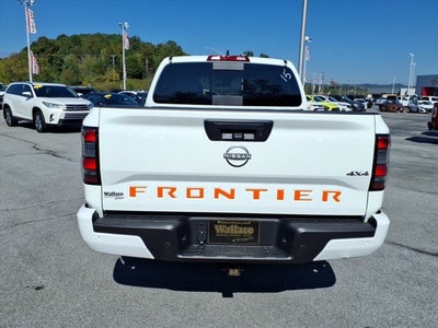 2025 Nissan Frontier SV