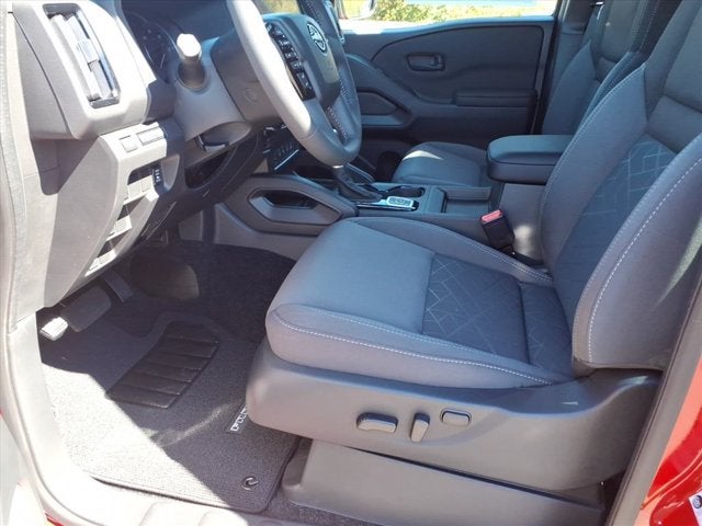 2027 Nissan Frontier SV