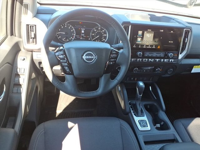 2027 Nissan Frontier SV