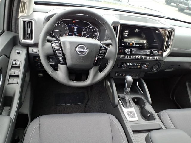 2027 Nissan Frontier SV