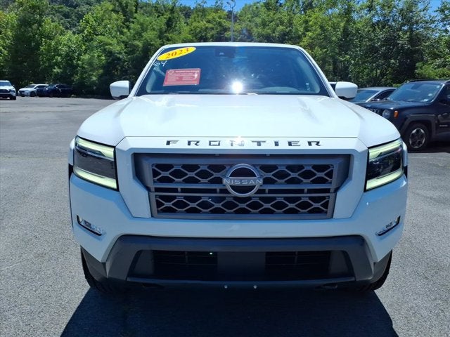 2023 Nissan Frontier SV