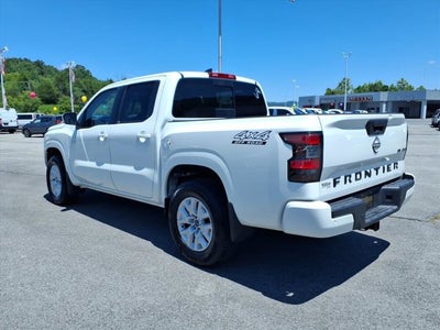 2023 Nissan Frontier SV