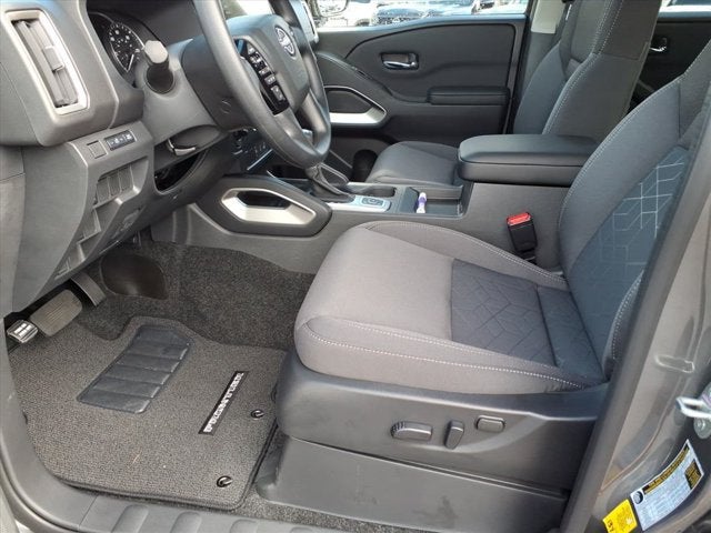 2027 Nissan Frontier SV