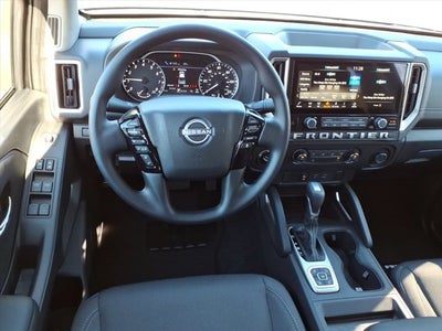 2027 Nissan Frontier SV