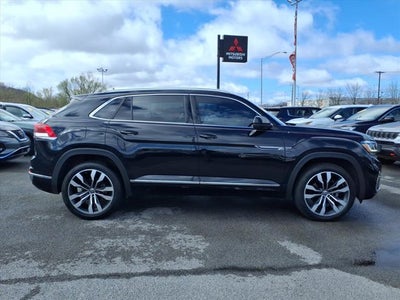 2023 Volkswagen Atlas Cross Sport 3.6L V6 SEL Premium R-Line