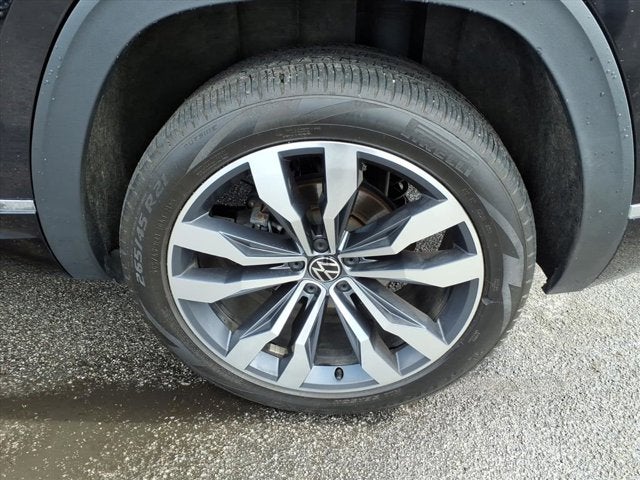 2023 Volkswagen Atlas Cross Sport 3.6L V6 SEL Premium R-Line