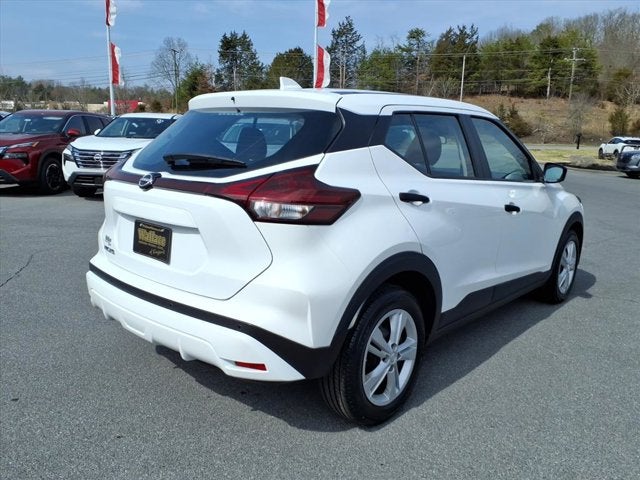 2024 Nissan Kicks S