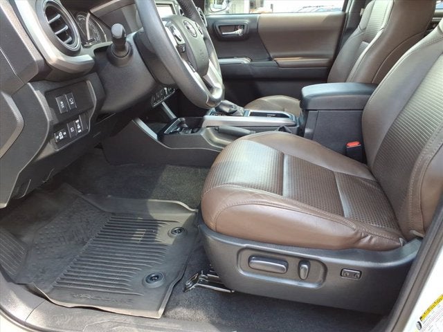 2021 Toyota Tacoma Limited V6