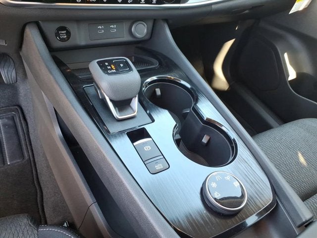 2027 Nissan Rogue SV
