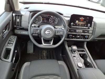 2025 Nissan Pathfinder S