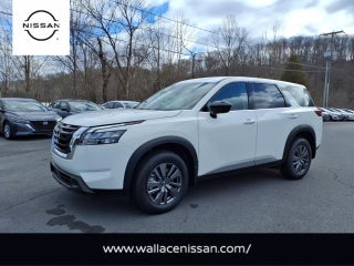 2025 Nissan Pathfinder S