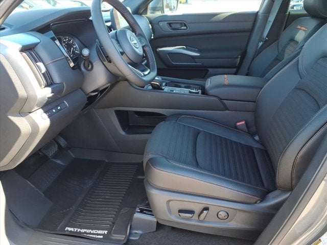 2025 Nissan Pathfinder Rock Creek