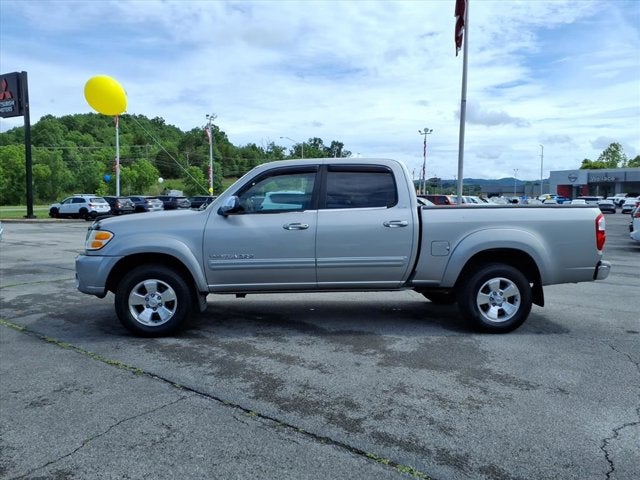Used 2004 Toyota Tundra SR5 with VIN 5TBDT441X4S464282 for sale in Kingsport, TN