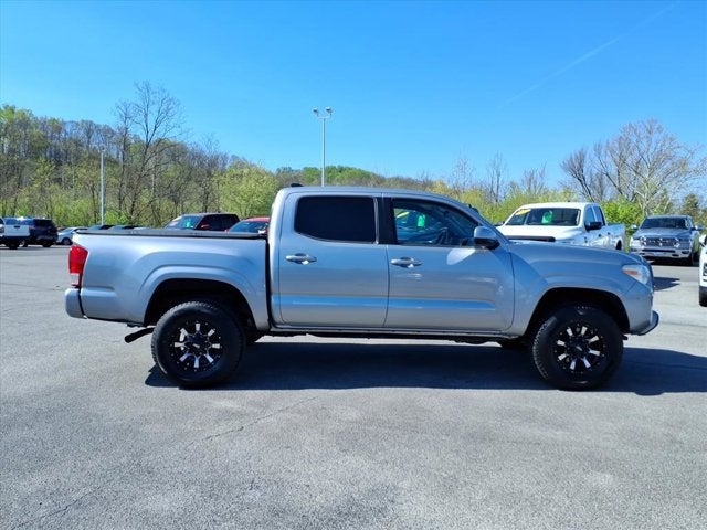 2017 Toyota Tacoma SR