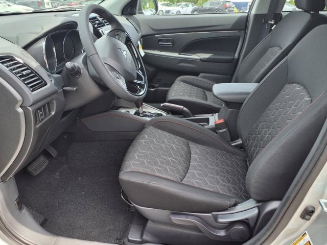 2025 Mitsubishi Eclipse Cross LE