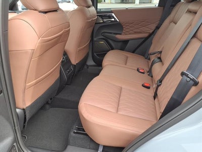 2026 Mitsubishi Outlander SEL