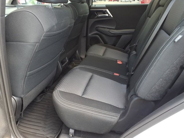 2024 Mitsubishi Outlander ES