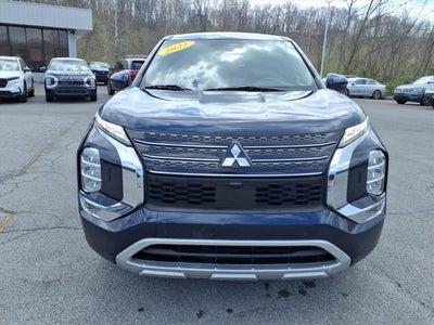 2022 Mitsubishi Outlander SE