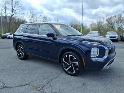 2022 Mitsubishi Outlander SE