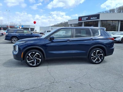 2022 Mitsubishi Outlander SE