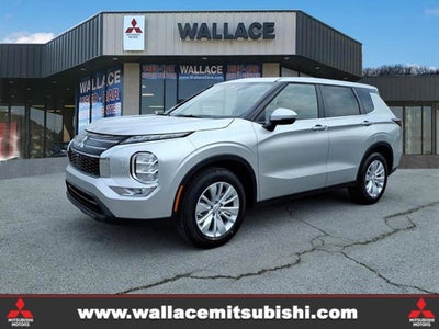 2026 Mitsubishi Outlander ES