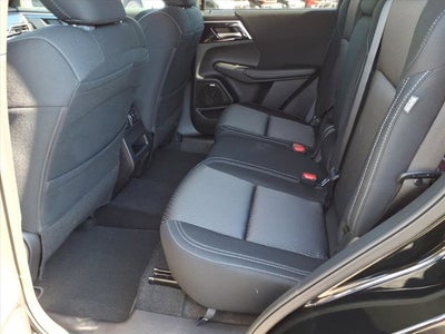 2026 Mitsubishi Outlander ES