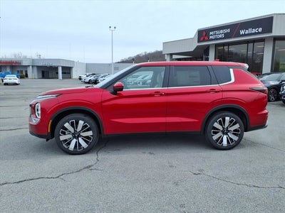 2026 Mitsubishi Outlander SE