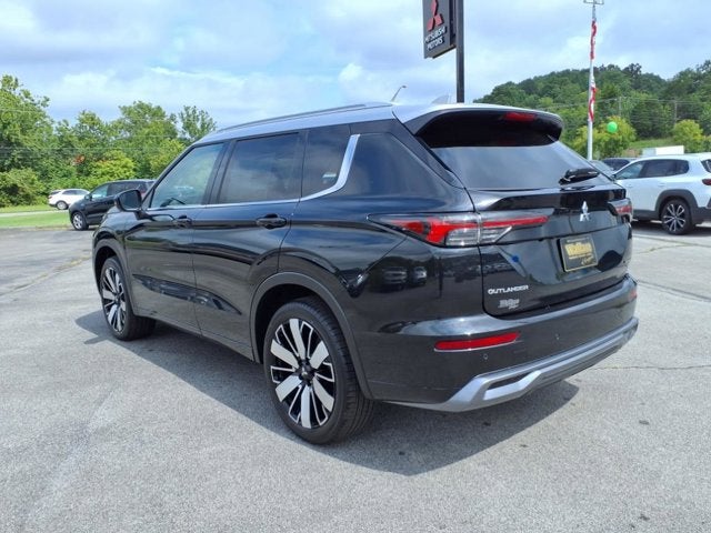 2025 Mitsubishi Outlander SEL Platinum Edition