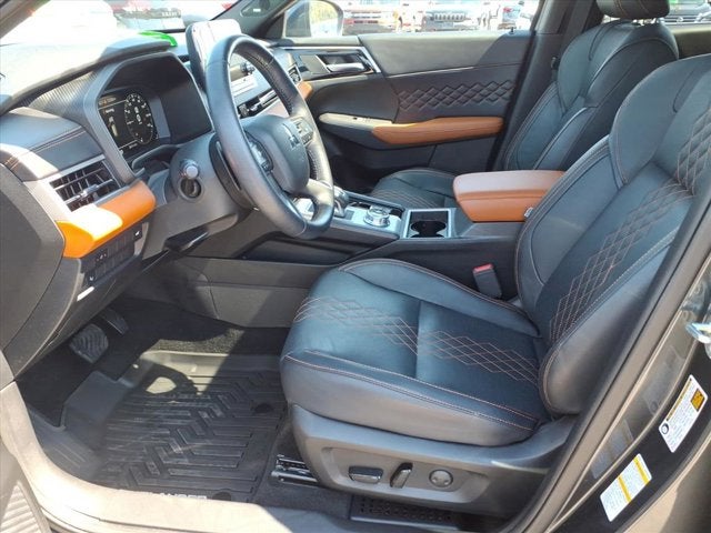 2024 Mitsubishi Outlander SEL