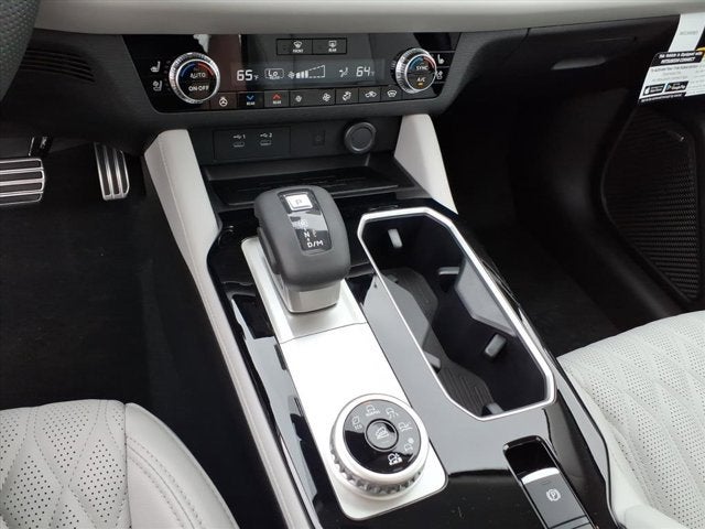 2026 Mitsubishi Outlander SEL