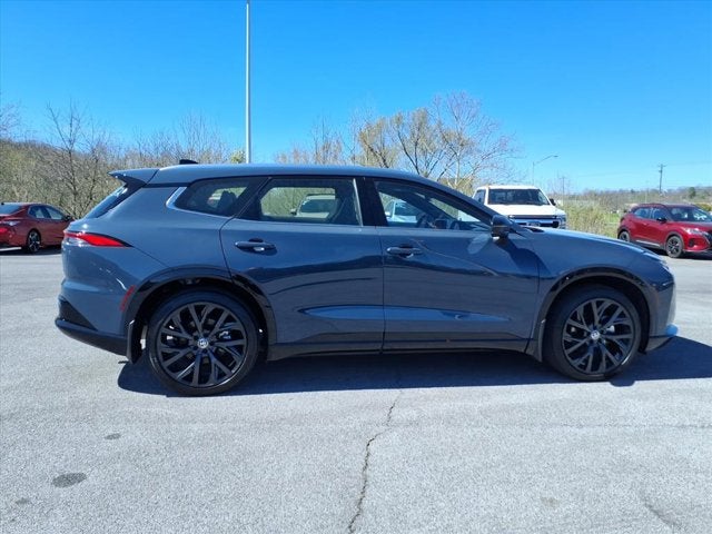 2025 Toyota Crown Signia Limited