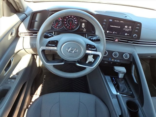 2023 Hyundai ELANTRA SE
