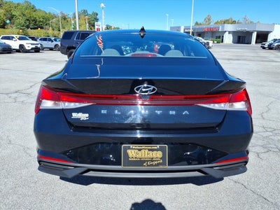 2023 Hyundai ELANTRA SE