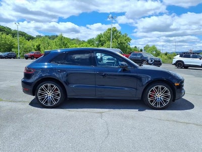 2017 Porsche Macan Turbo